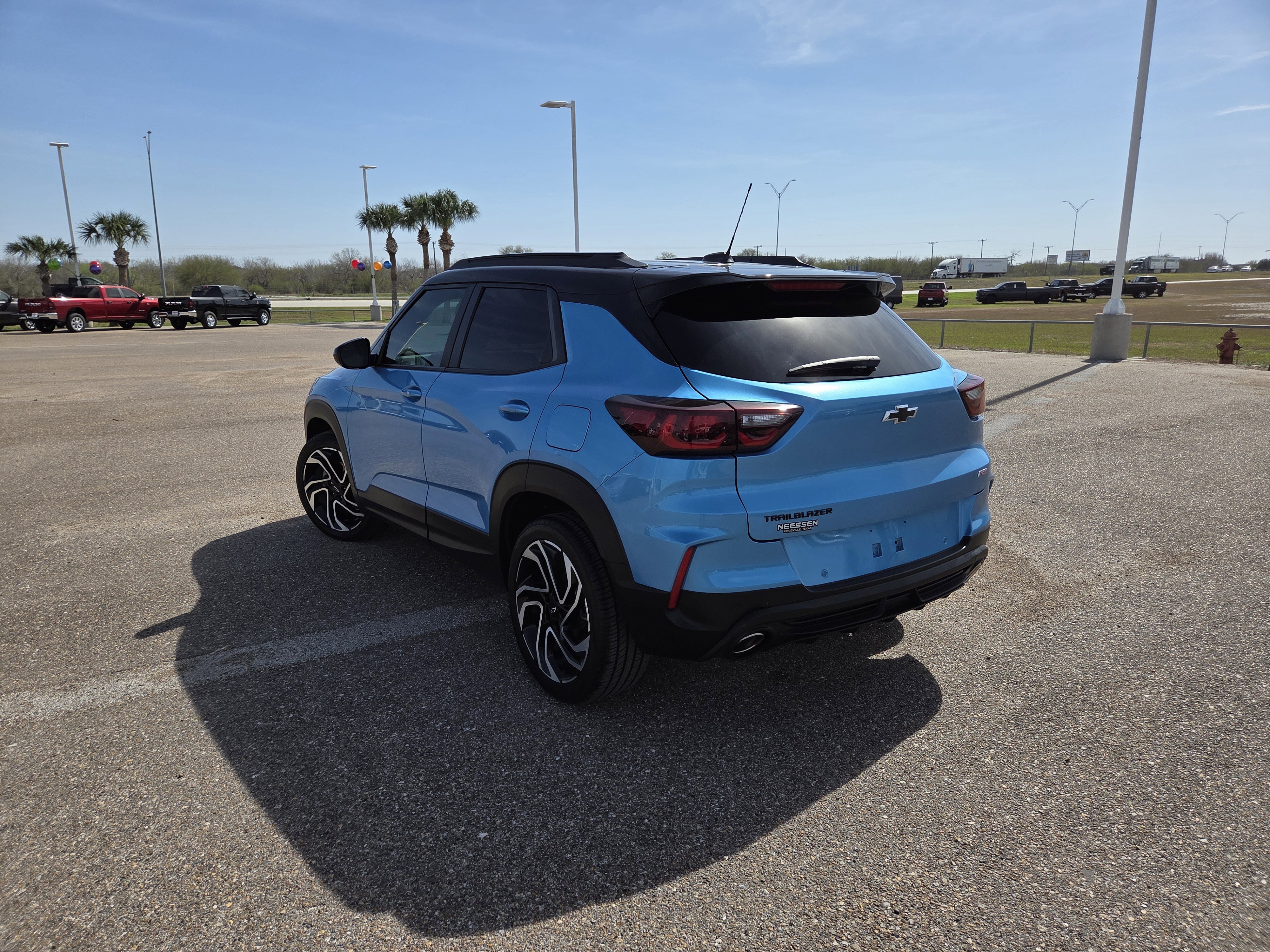 Used 2025 Chevrolet TrailBlazer RS w/ Convenience Package image 5