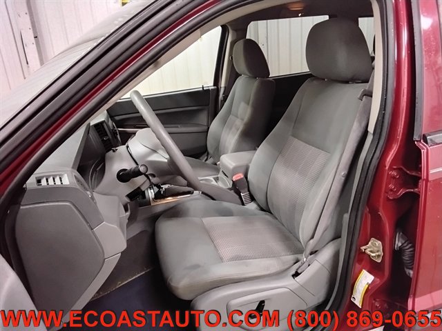 Used 2007 Jeep Grand Cherokee Laredo w/ Cargo Convenience Group AWD/4WD image 10