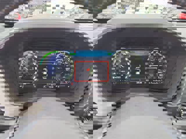 Certified 2025 Subaru Forester Limited image 30