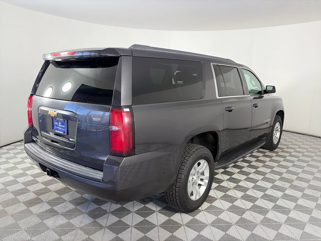 Used 2017 Chevrolet Suburban LS AWD/4WD image 7