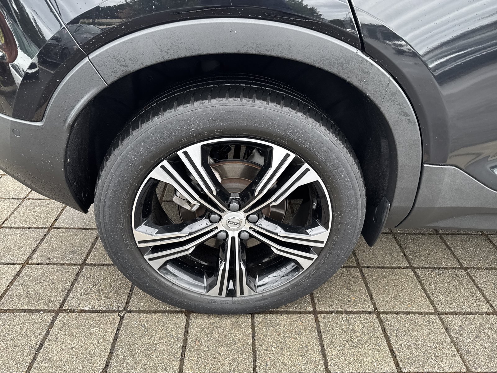 Used 2021 Volvo XC40 T5 Inscription w/ Advanced Package AWD/4WD image 16