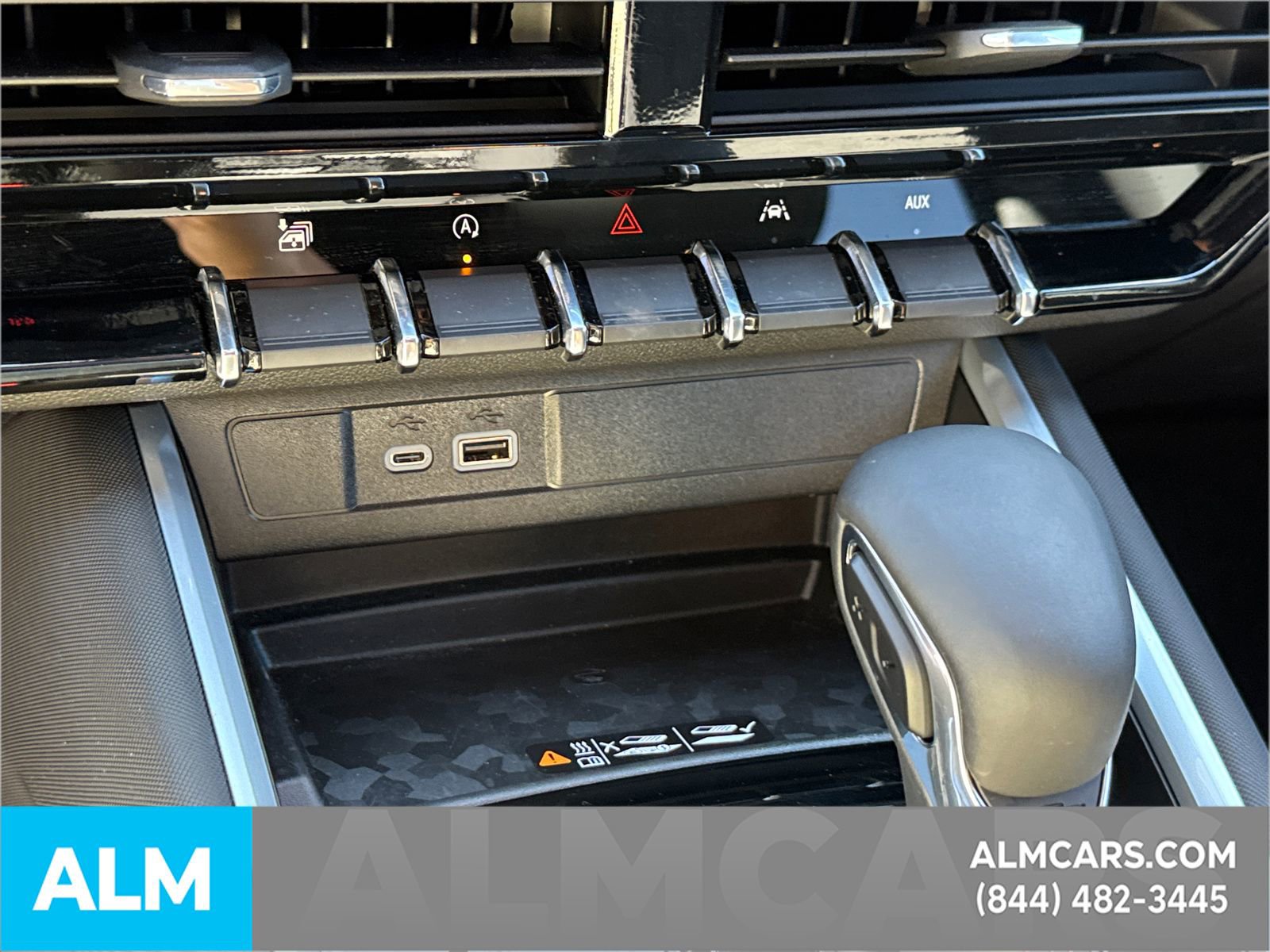 Used 2025 Chevrolet Colorado Z71 w/ Technology Package image 35