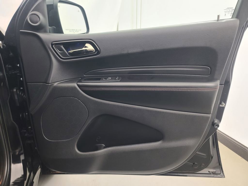 Used 2025 Dodge Durango GT AWD/4WD image 13