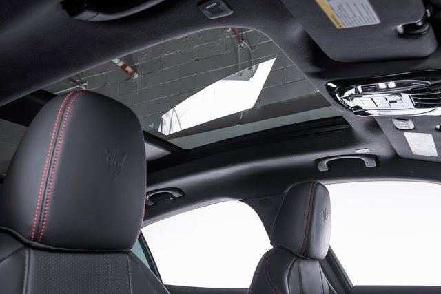 Used 2023 Maserati Grecale Modena image 49