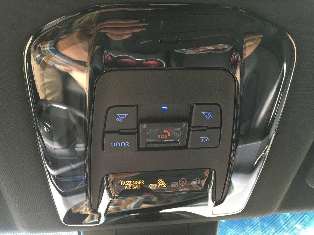 Used 2021 Toyota Venza XLE w/ Carpet Mat Package (TMS) AWD/4WD image 14