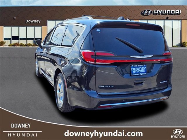 Used 2022 Chrysler Pacifica Limited image 6