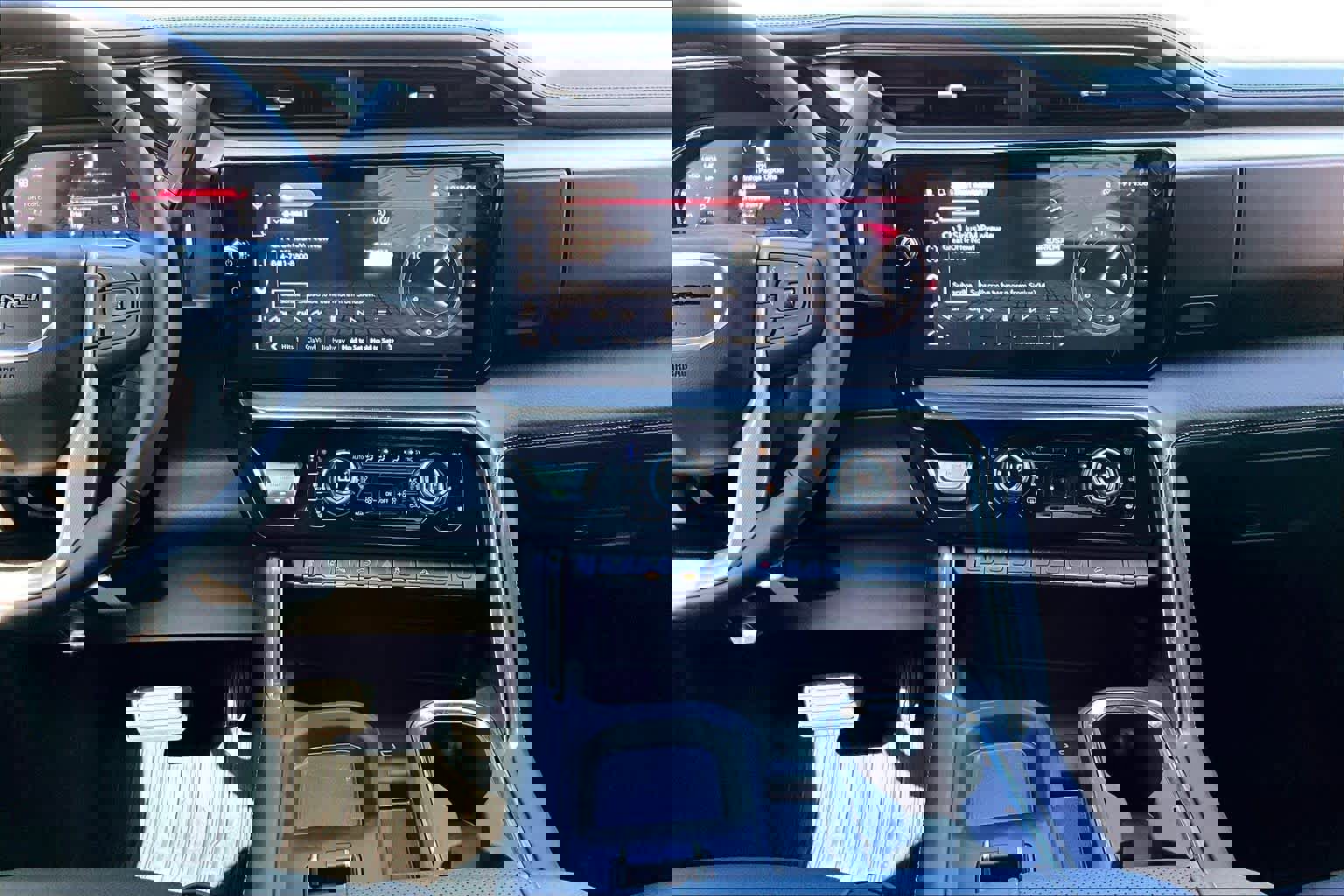 Used 2025 GMC Sierra 2500 Denali w/ Denali Reserve Package image 7