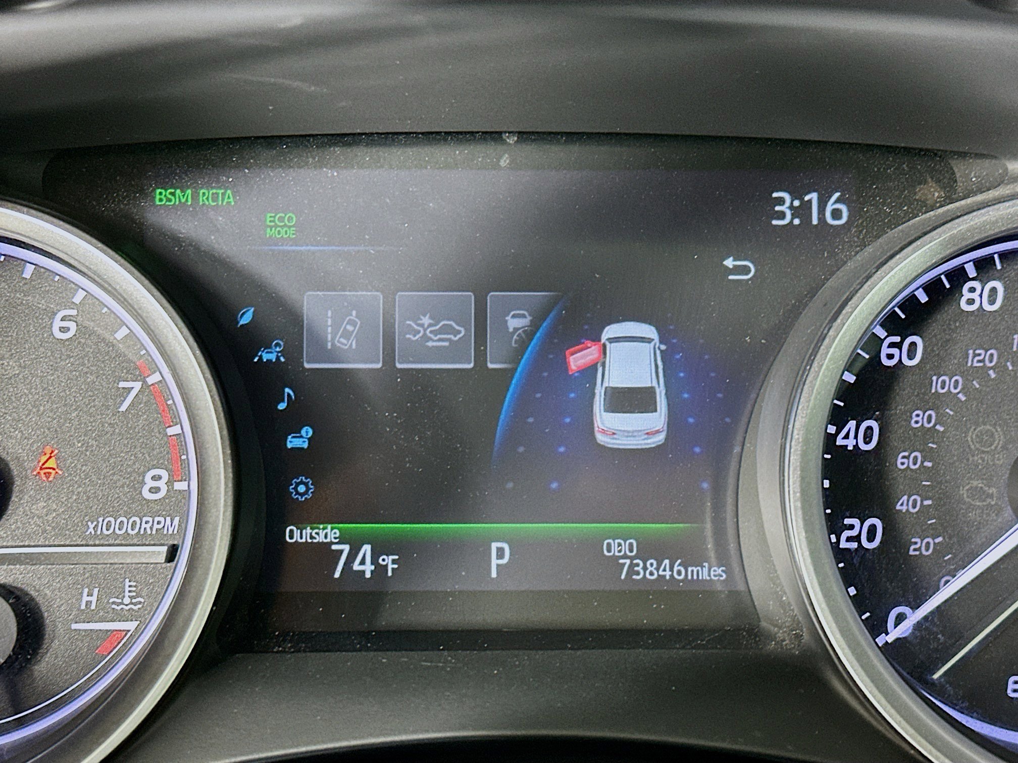 Used 2021 Toyota Camry XLE image 19