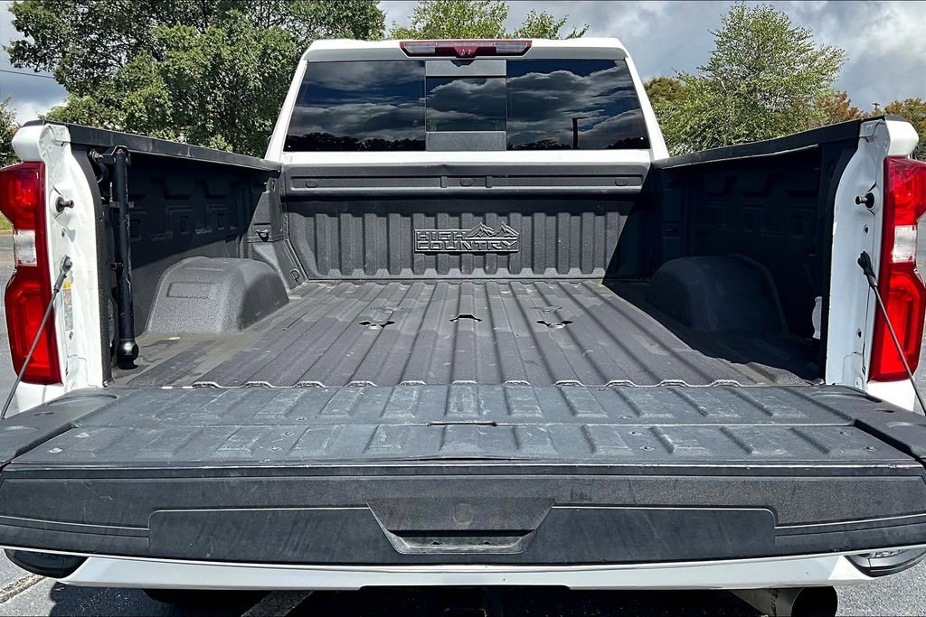 Used 2022 Chevrolet Silverado 2500 High Country image 35