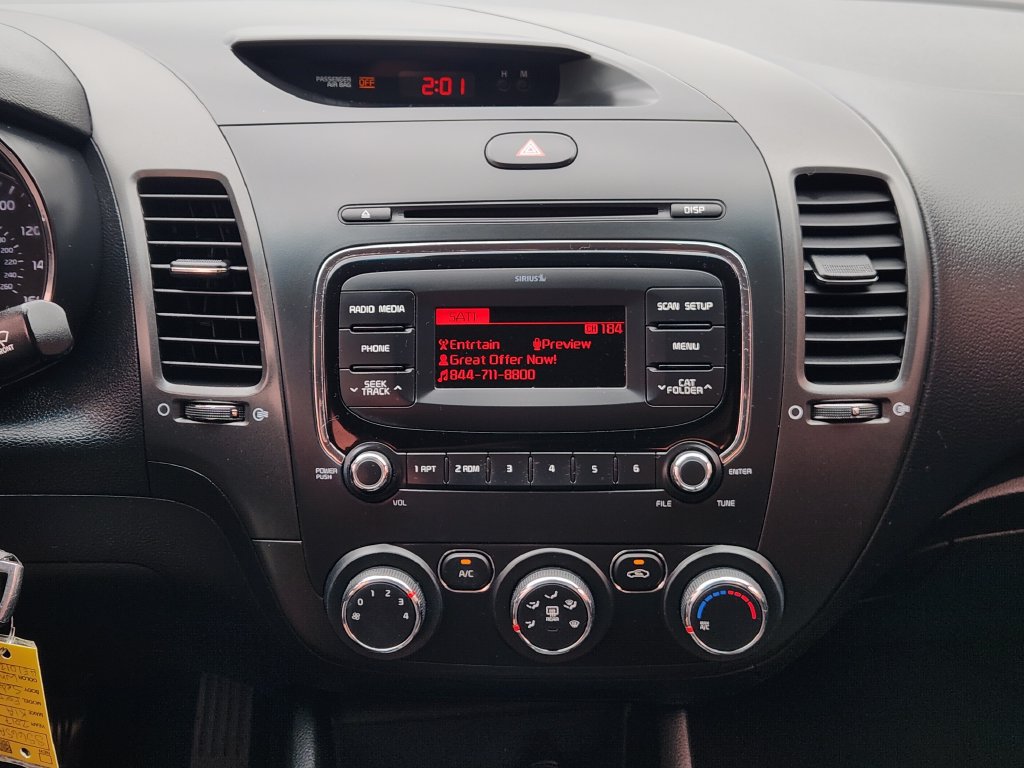 Used 2017 Kia Forte LX FWD image 14