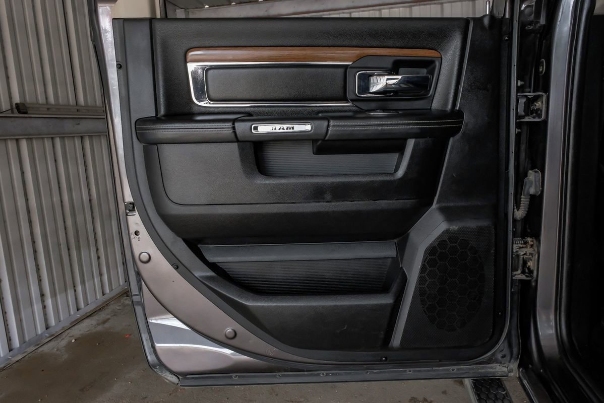 Used 2014 RAM 2500 Laramie w/ Convenience Group image 46