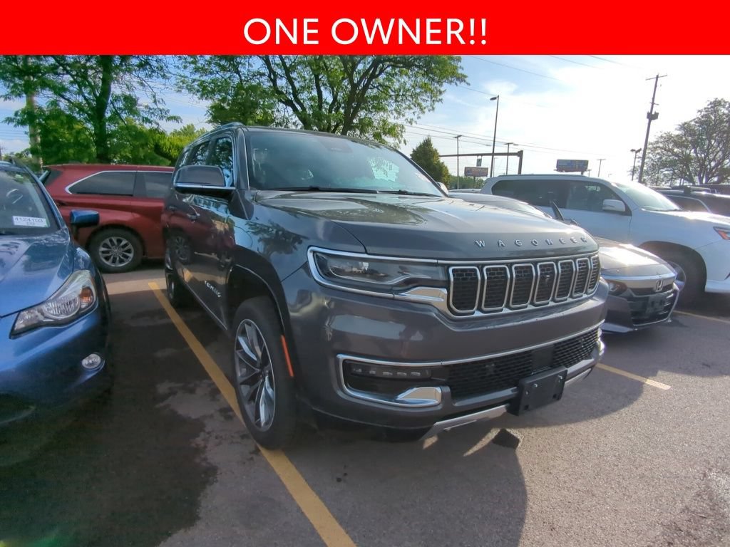 Used 2022 Jeep Wagoneer Series III w/ Premium Group I AWD/4WD image 3