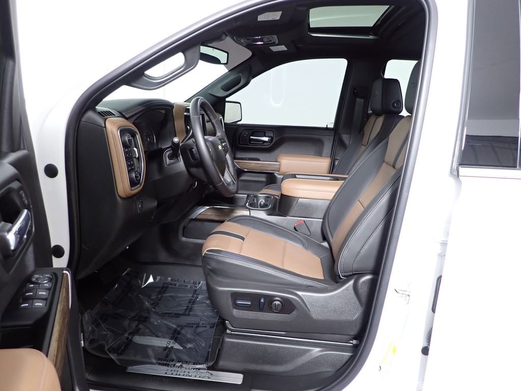 Used 2022 Chevrolet Silverado 1500 High Country w/ LPO, Dark Essentials Package AWD/4WD image 26