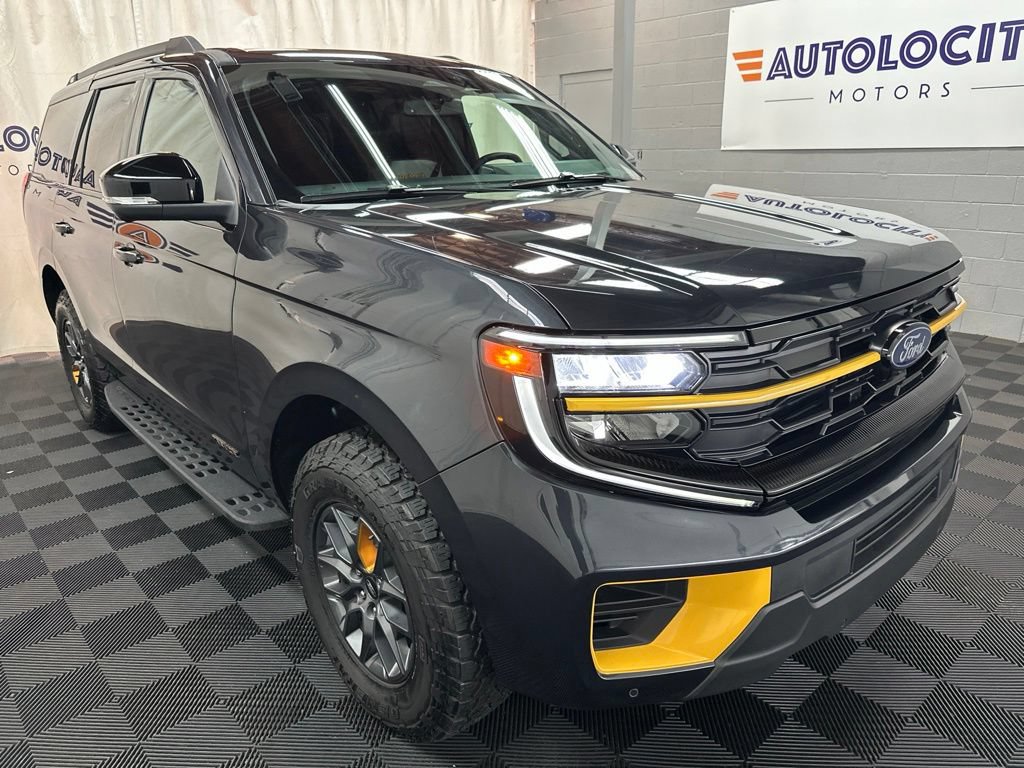 Used 2026 Ford Expedition Tremor AWD/4WD image 2
