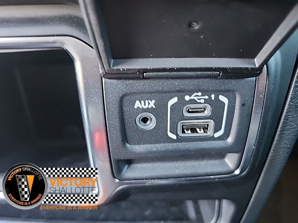 Used 2023 Jeep Wrangler Sport image 6