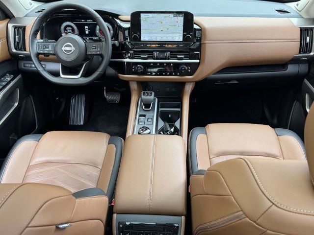 Used 2025 Nissan Pathfinder Platinum w/ Cargo Package image 20
