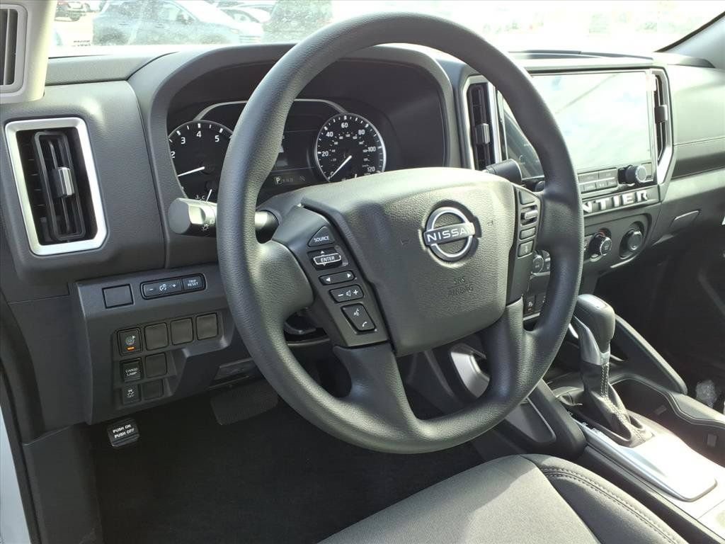 New 2025 Nissan Frontier SV RWD image 6