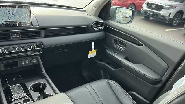 New 2025 Honda Pilot Elite image 23