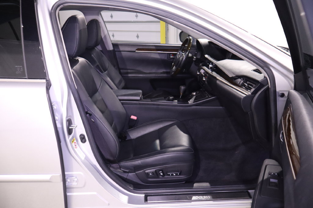 Used 2013 Lexus ES 350 w/ Premium Pkg FWD image 35