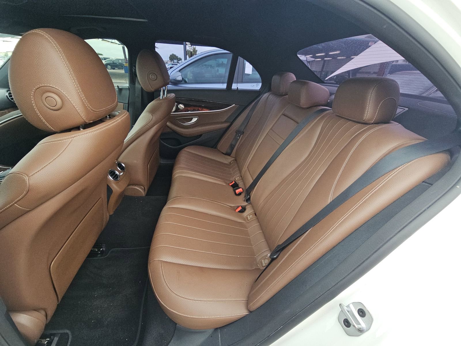 Used 2022 Mercedes-Benz E 350 Sedan w/ AMG Line Exterior image 13