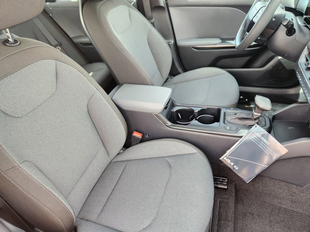New 2026 Kia K4 LXS image 13