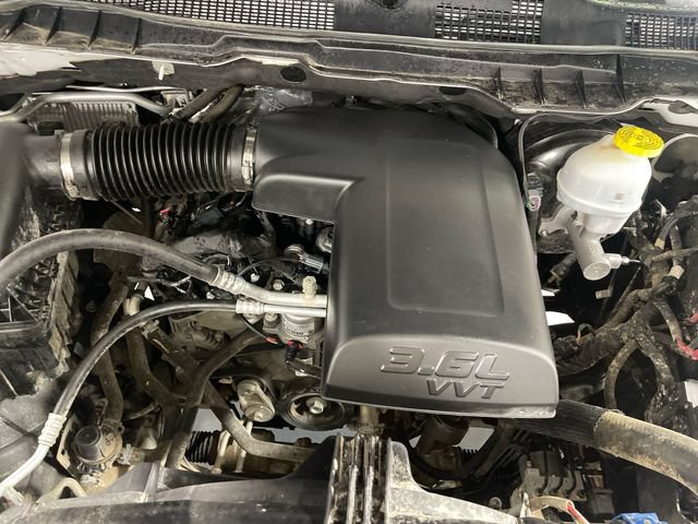 Certified 2024 RAM 1500 Classic SLT AWD/4WD image 24
