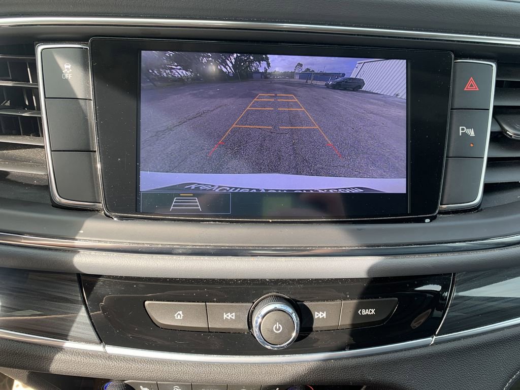 Used 2021 Buick Enclave Essence w/ Sound and Sites Package image 22