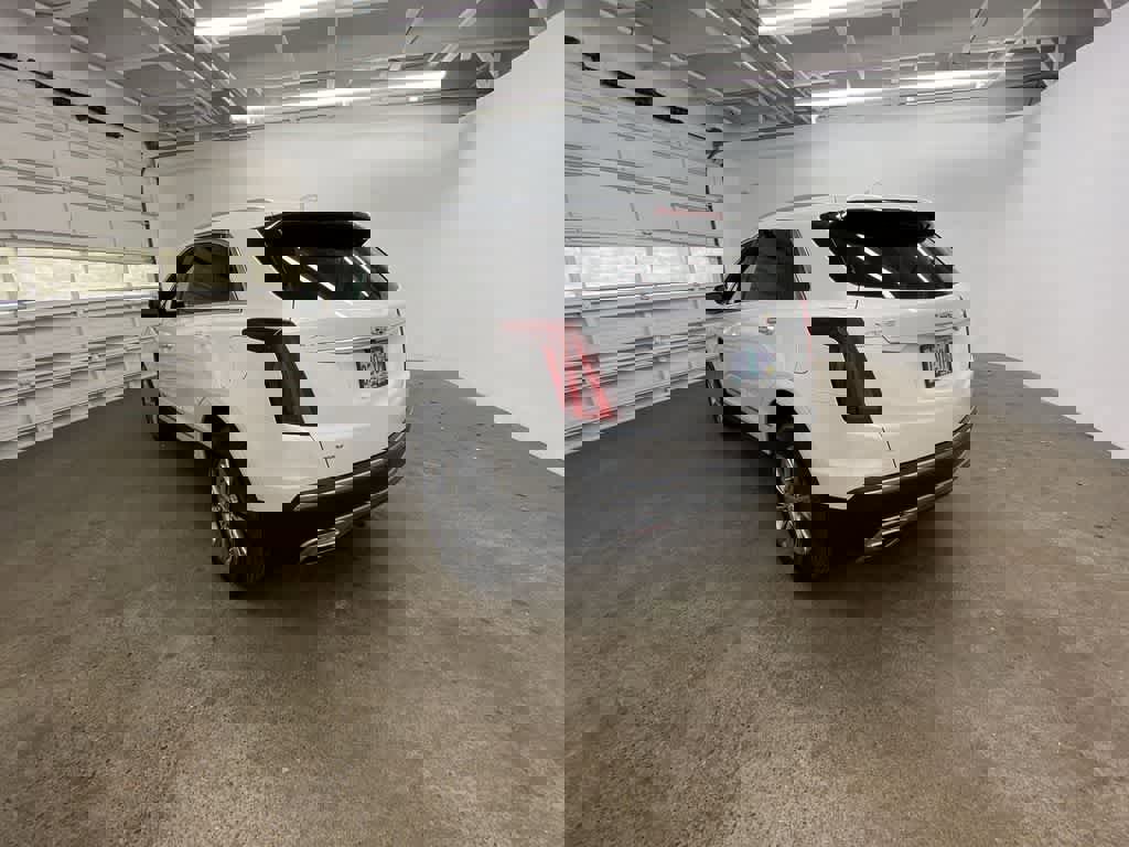 Used 2022 Cadillac XT5 Premium Luxury image 4