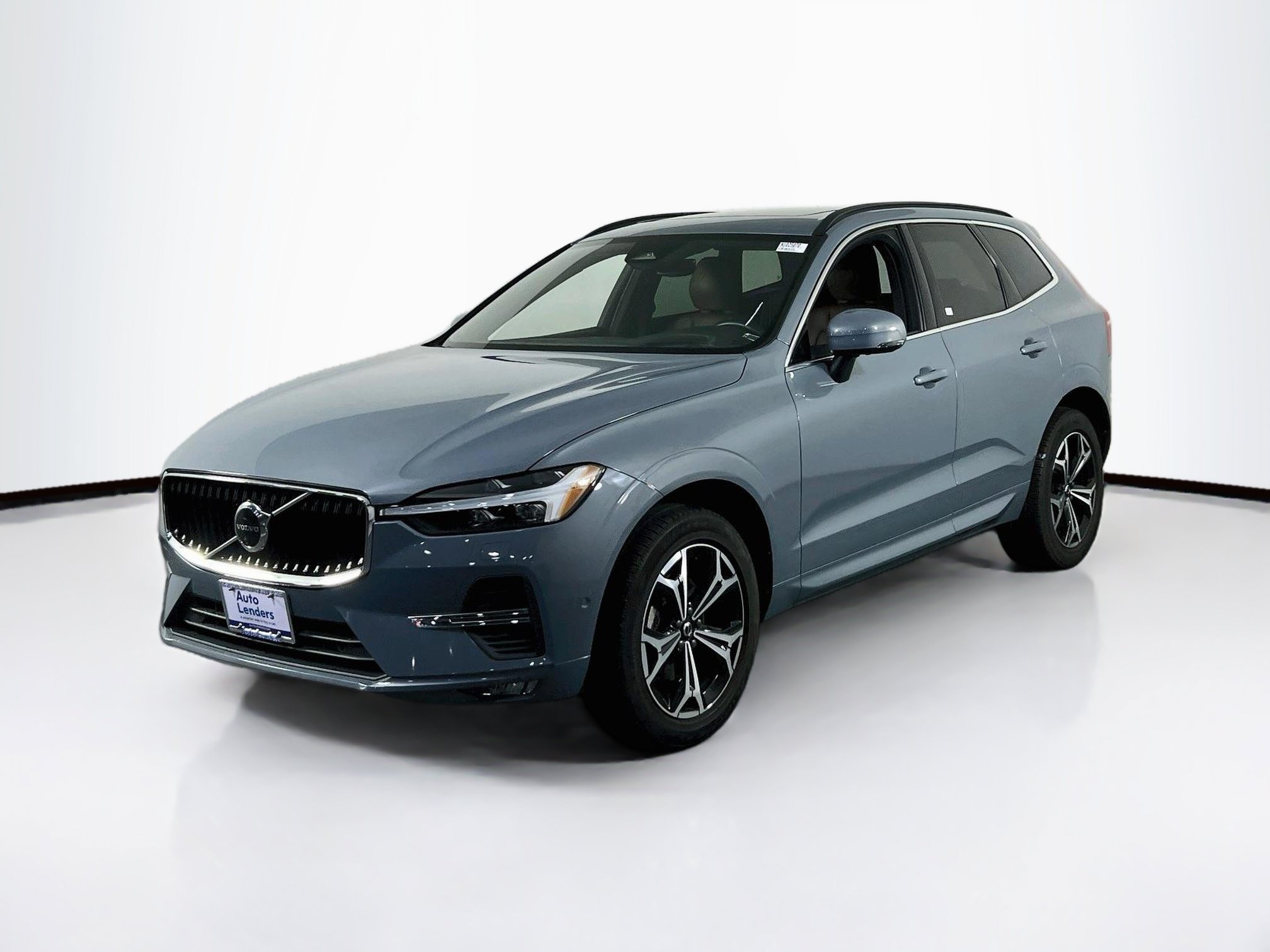 Used 2022 Volvo XC60 B5 Momentum