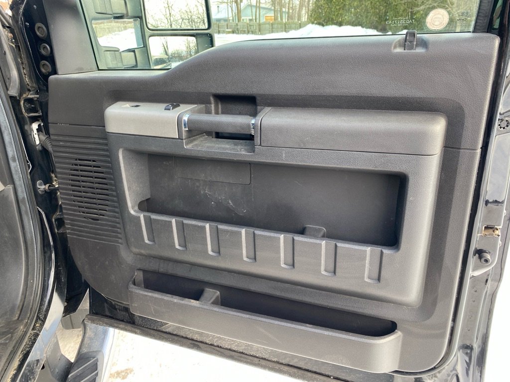 Used 2016 Ford F250 Lariat w/ Lariat Ultimate Package image 29