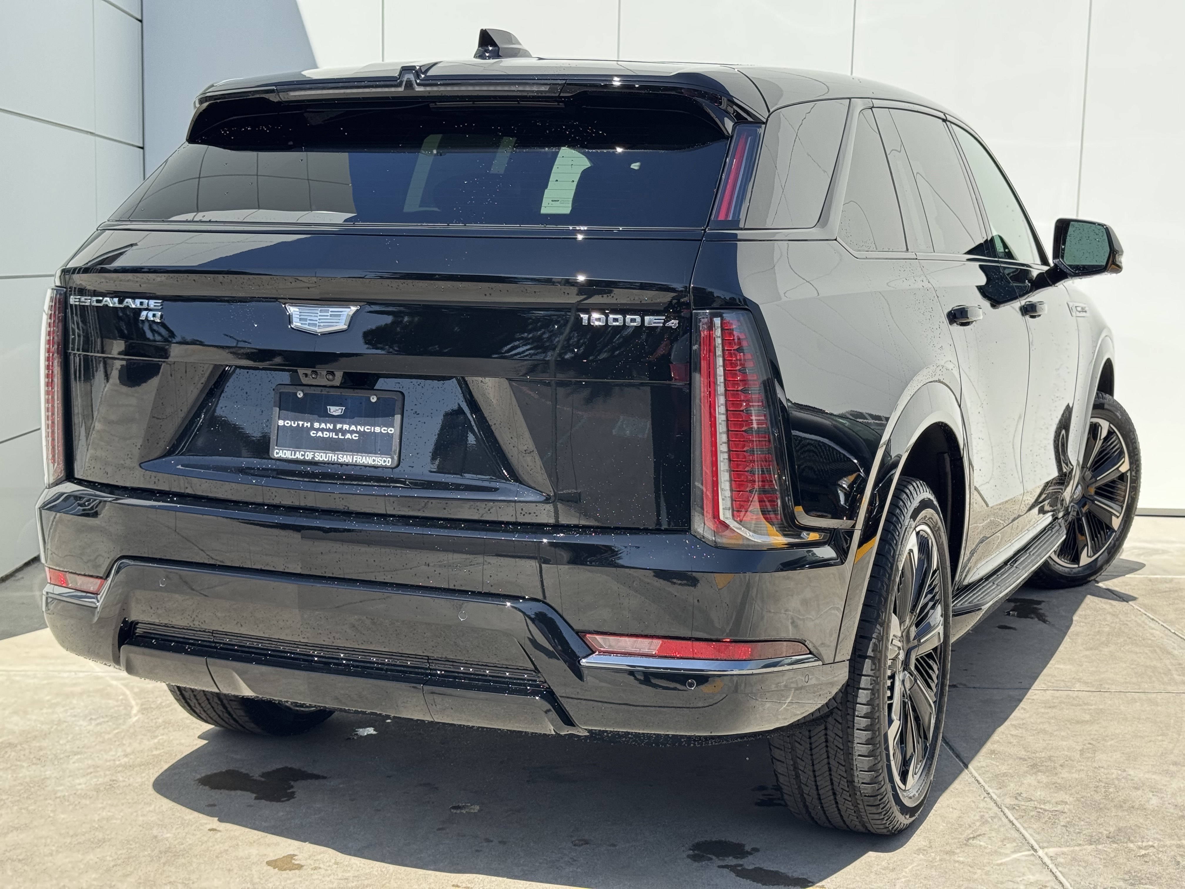 New 2025 Cadillac Escalade IQ Sport 1 w/ Smart Trailering package image 6