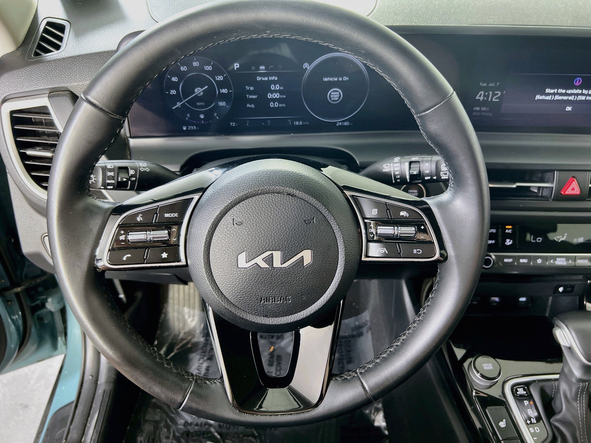 Used 2025 Kia Seltos EX AWD/4WD image 11