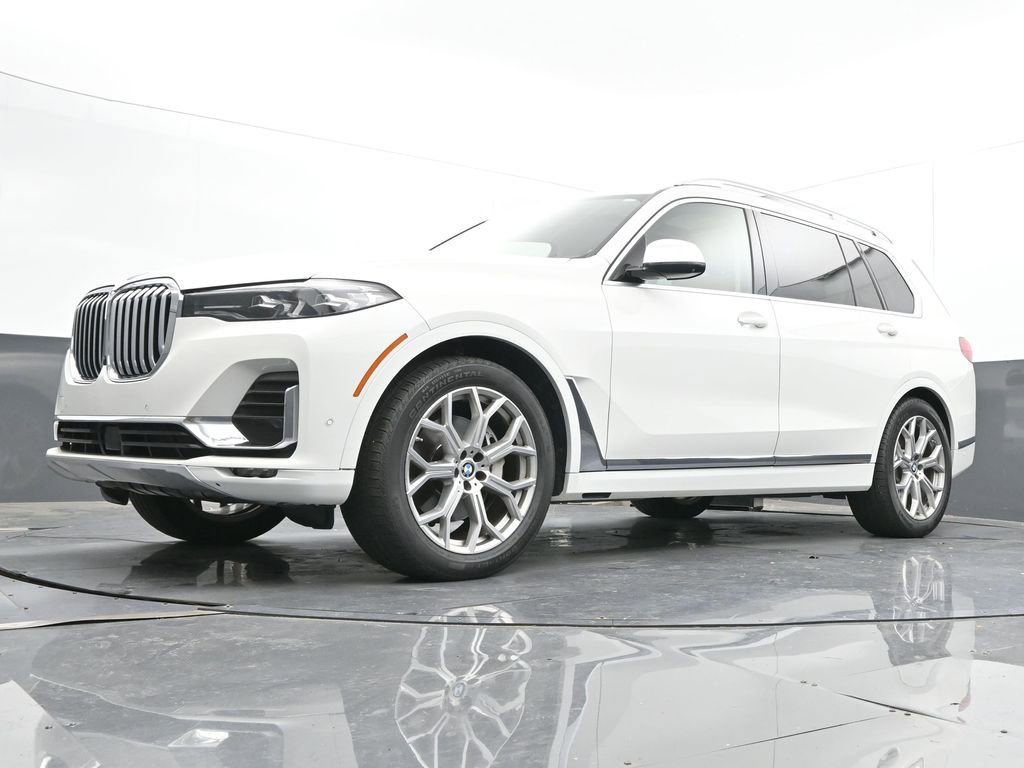 Used 2022 BMW X7 xDrive40i w/ Executive Package image 45