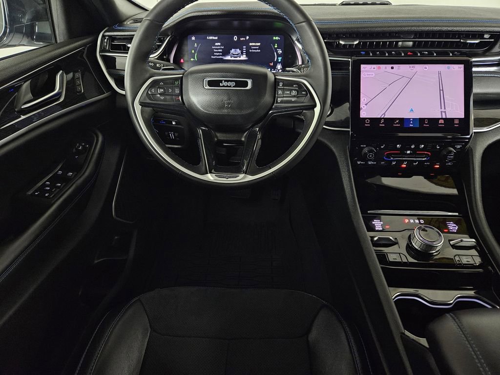 Used 2022 Jeep Grand Cherokee Trailhawk image 7