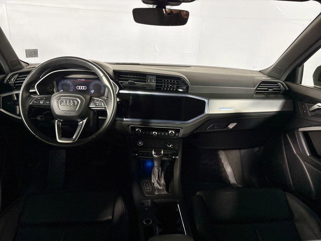 Used 2023 Audi Q3 2.0T Premium Plus w/ Premium Plus Package image 12