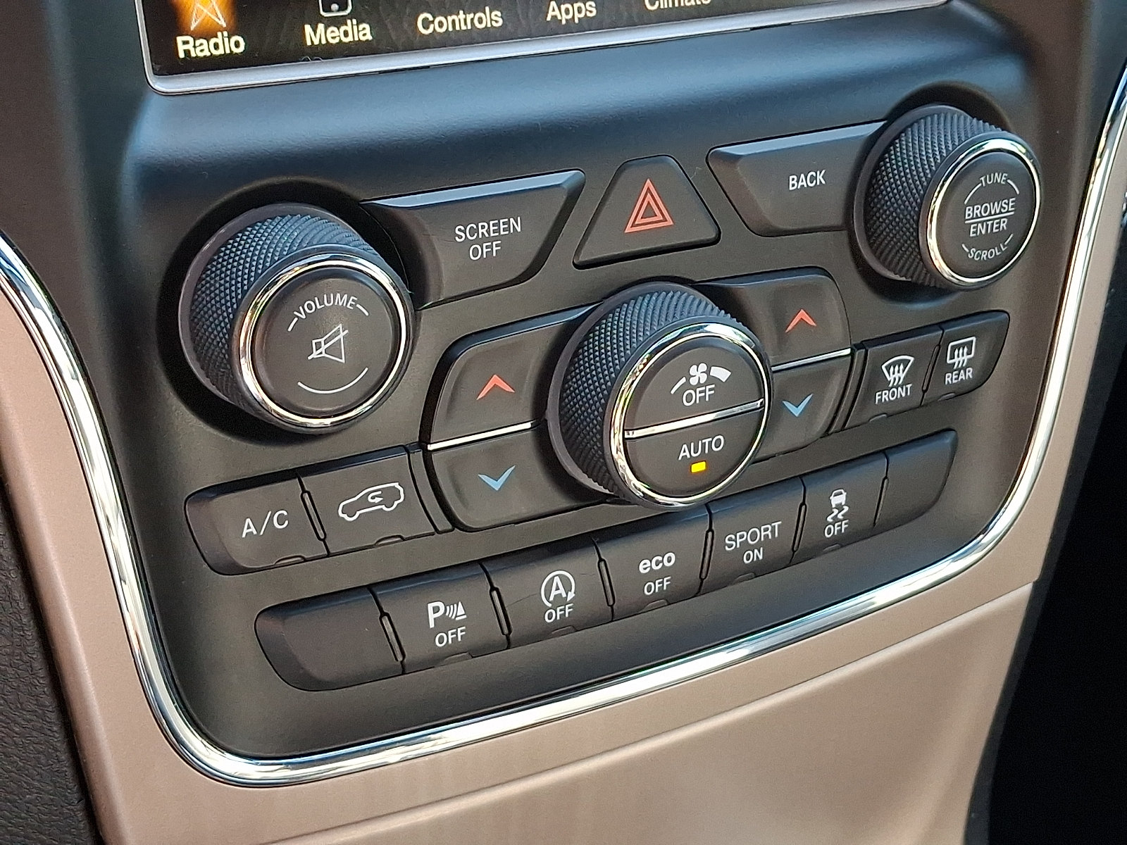 Used 2017 Jeep Grand Cherokee Limited AWD/4WD image 17