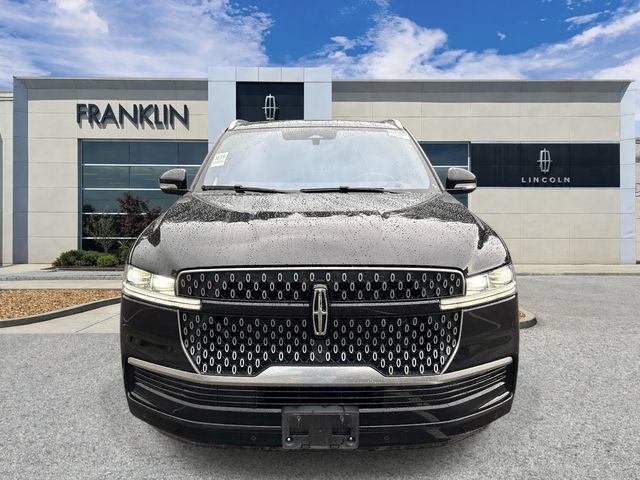 Certified 2025 Lincoln Navigator Reserve AWD/4WD image 2