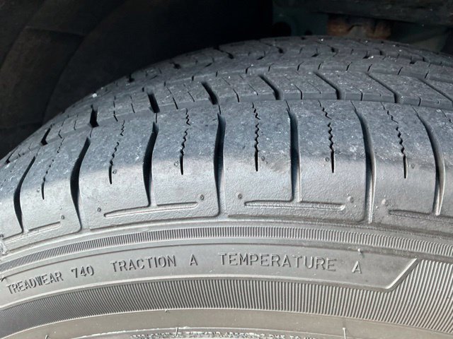 Used 2019 Chevrolet Equinox LT FWD image 11