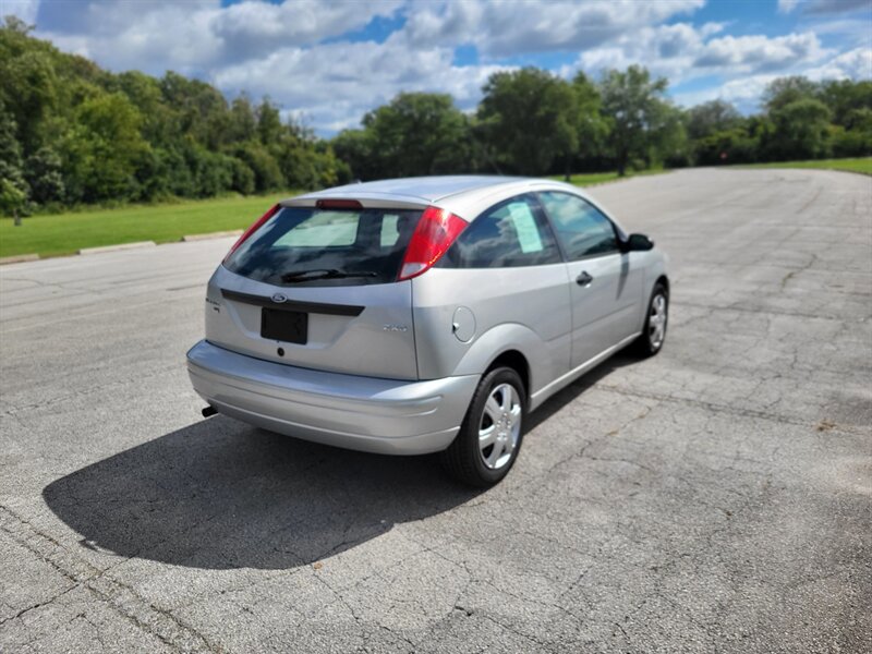Used 2005 Ford Focus SE image 7