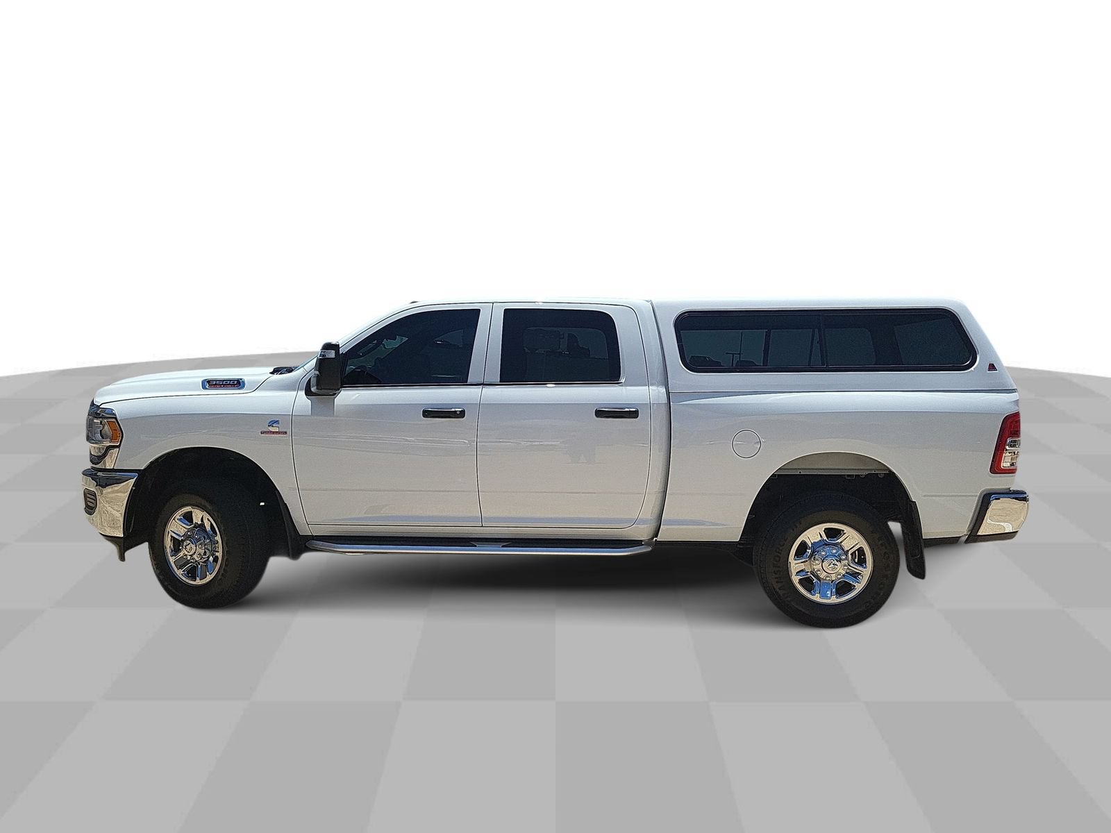 Used 2024 RAM 3500 Tradesman w/ Chrome Appearance Group AWD/4WD image 5