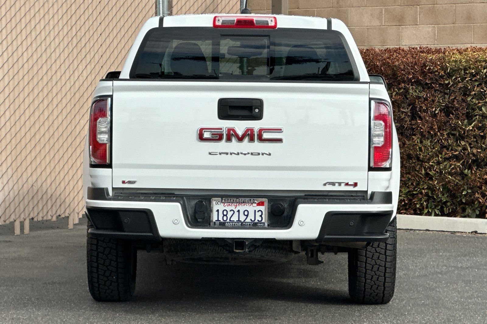 Used 2022 GMC Canyon AT4 w/ Driver Alert Package AWD/4WD image 5