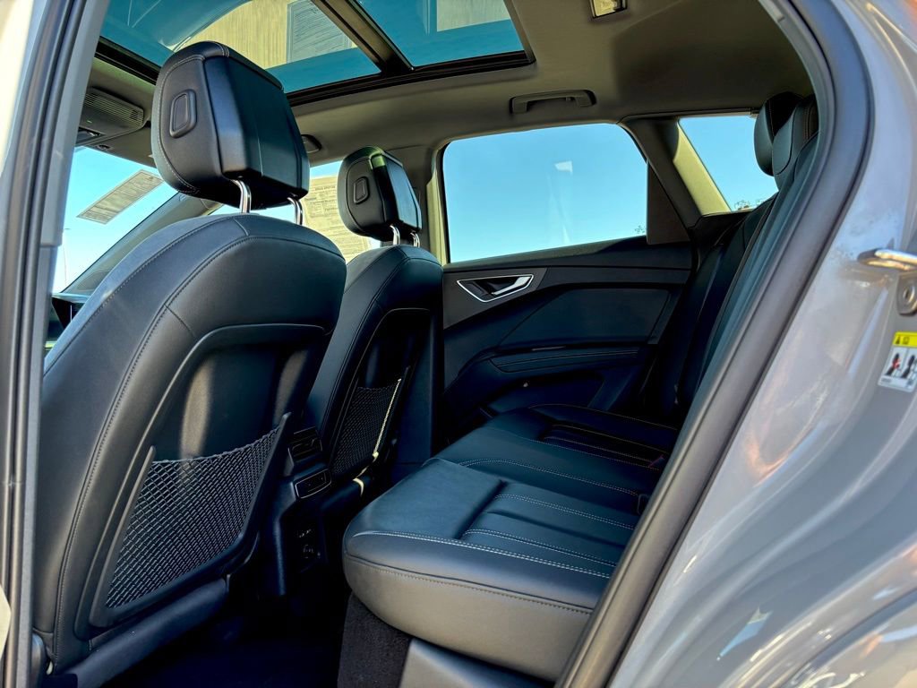 Used 2024 Audi Q4 e-tron Premium Plus w/ Premium Plus image 12