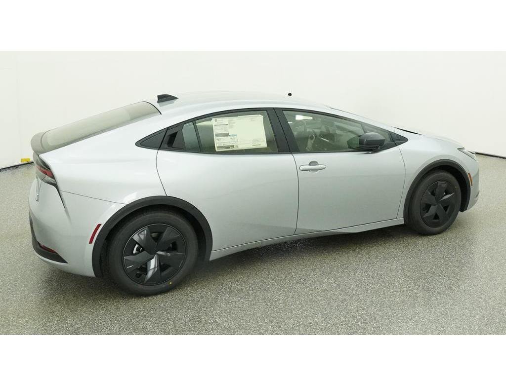 New 2026 Toyota Prius LE FWD image 10