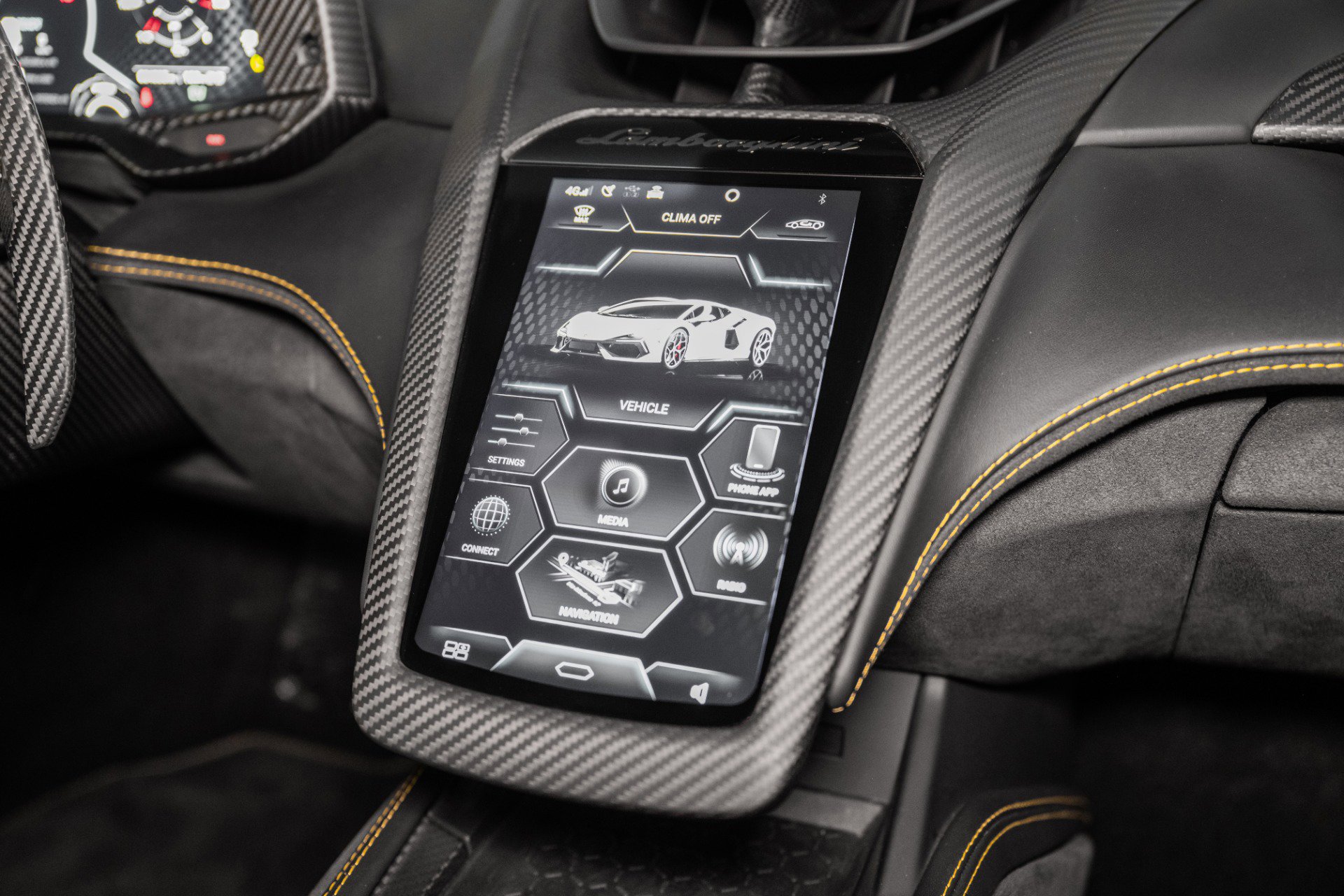 Used 2024 Lamborghini Revuelto image 35