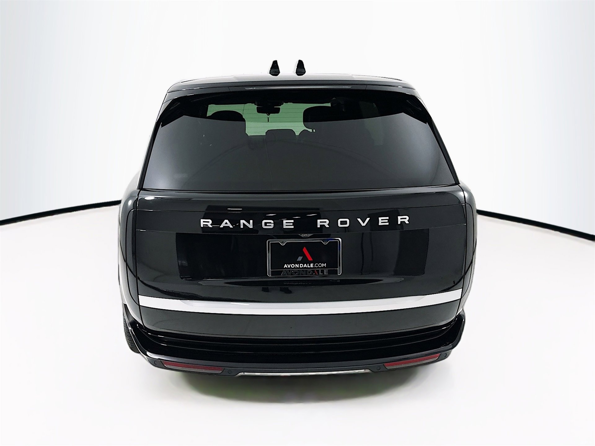 Used 2025 Land Rover Range Rover Long Wheelbase Autobiography image 7
