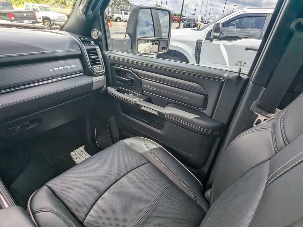 Used 2023 RAM 2500 Limited AWD/4WD image 18