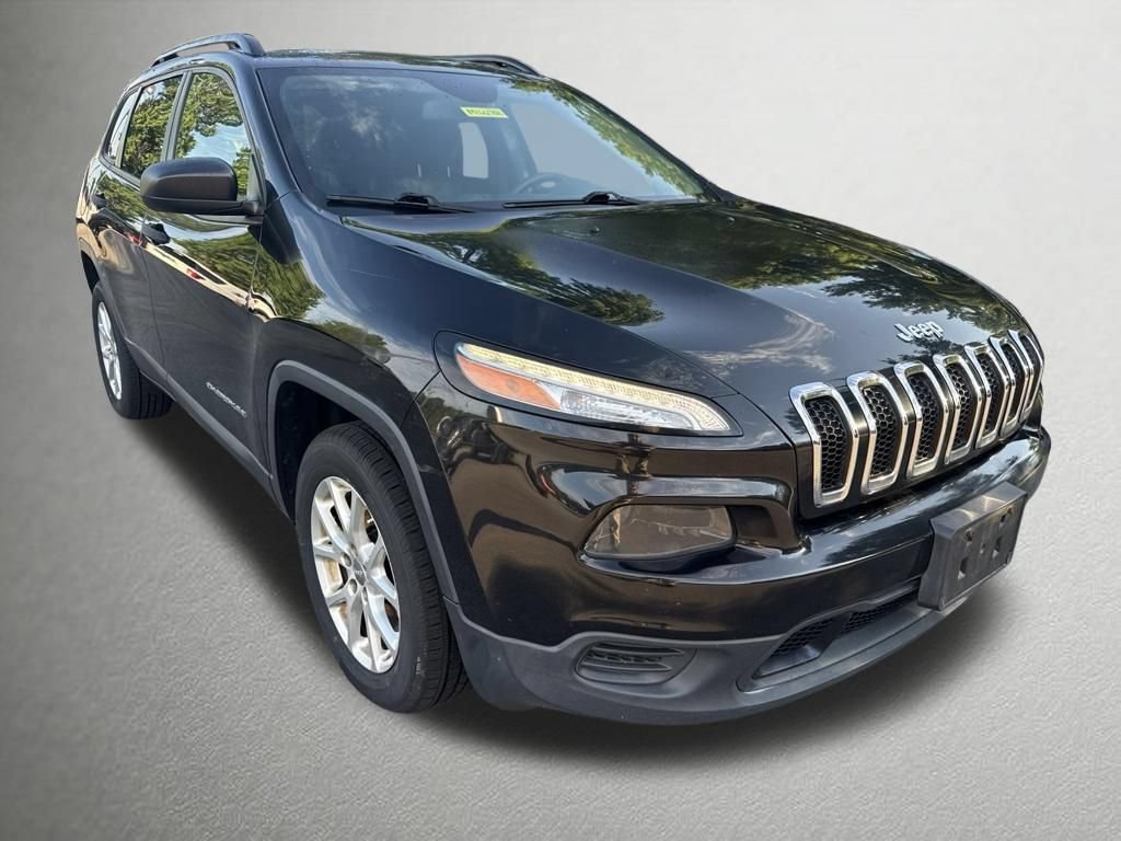 Used 2016 Jeep Cherokee Sport FWD image 1