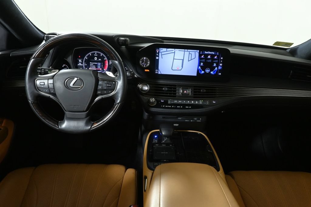 Used 2021 Lexus LS 500 AWD w/ Luxury Package image 17