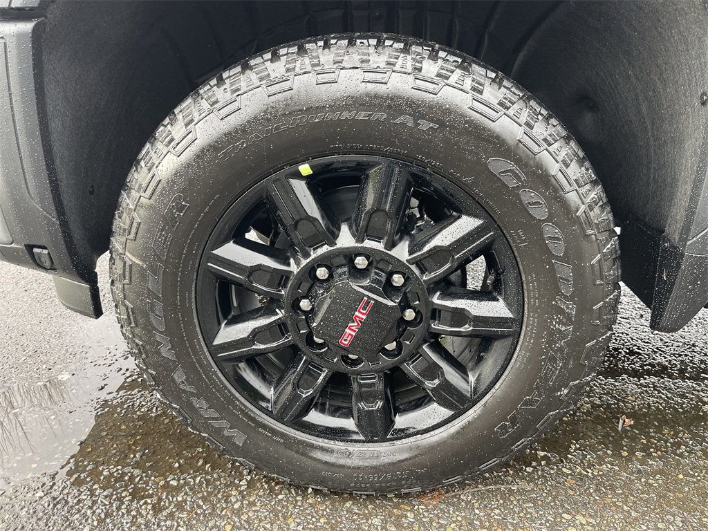 New 2026 GMC Sierra 2500 AT4 w/ AT4 Premium Plus Package image 34