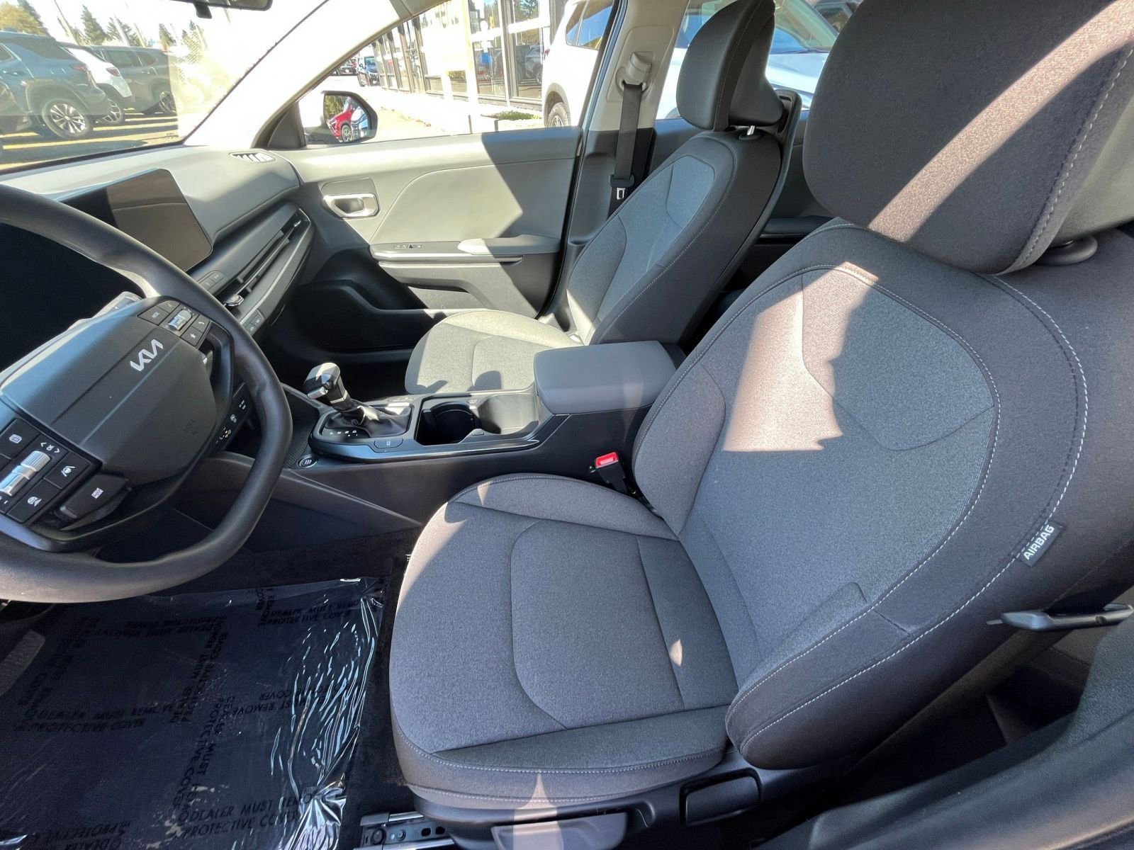 Used 2025 Kia K4 FWD image 28